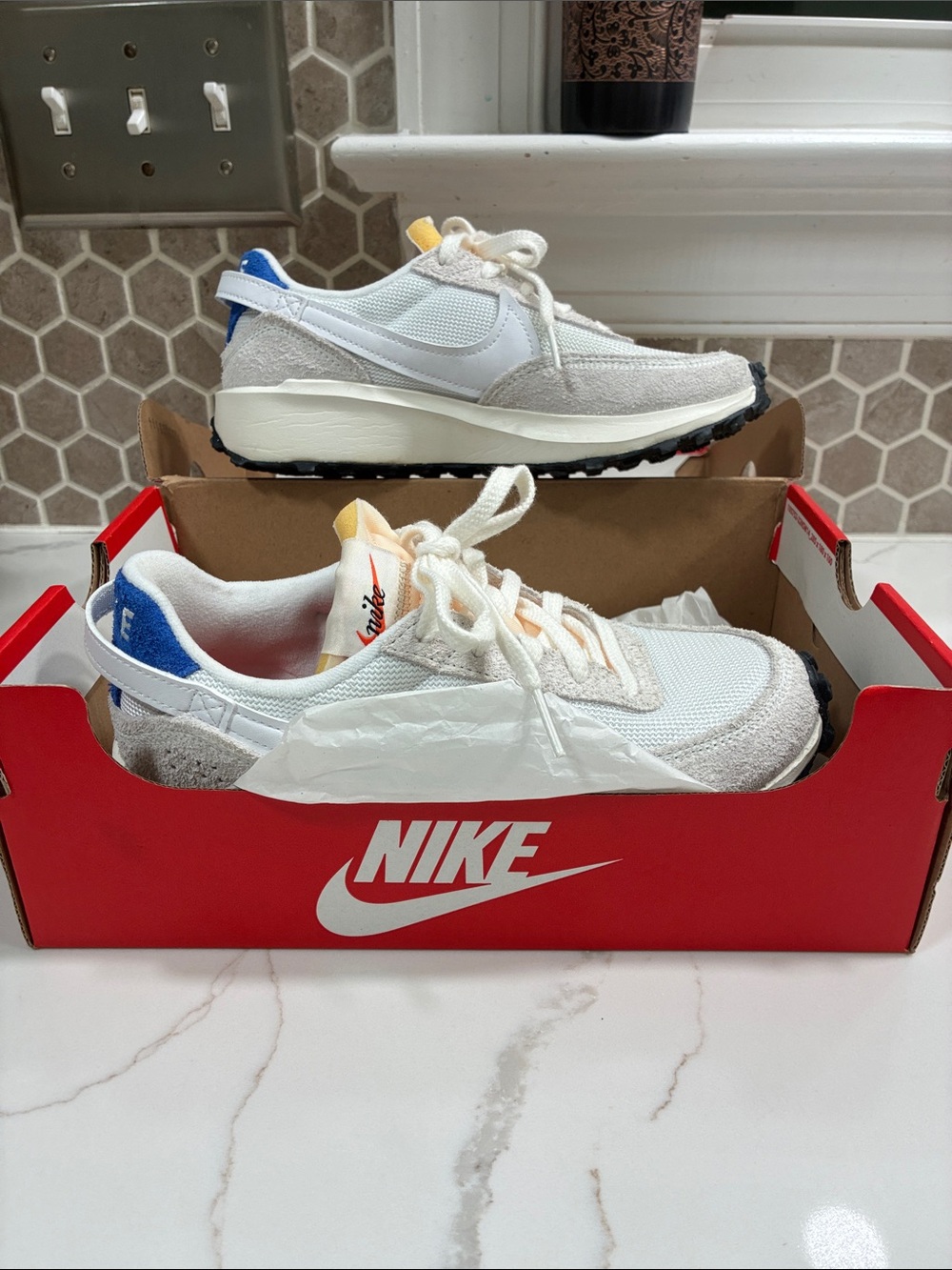 Nike Women’s Waffle Debut vntg-size 6, white and royal blue